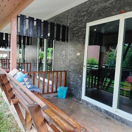 Family Hut Pai Hotel Bagian luar foto