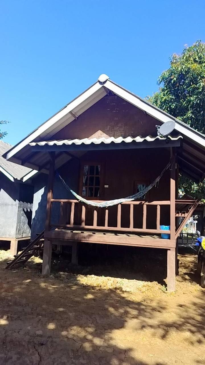 Family Hut Pai Hotel Bagian luar foto
