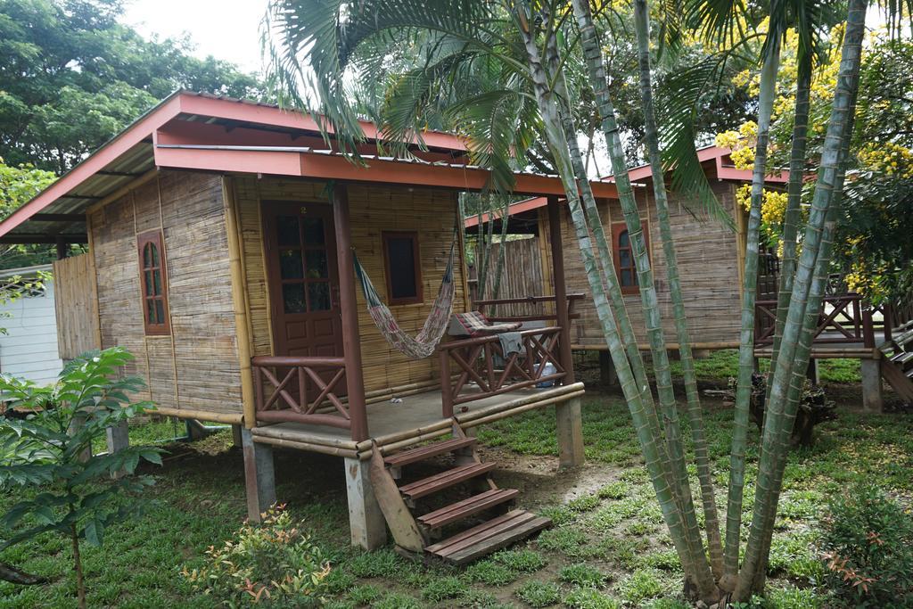 Family Hut Pai Hotel Bagian luar foto