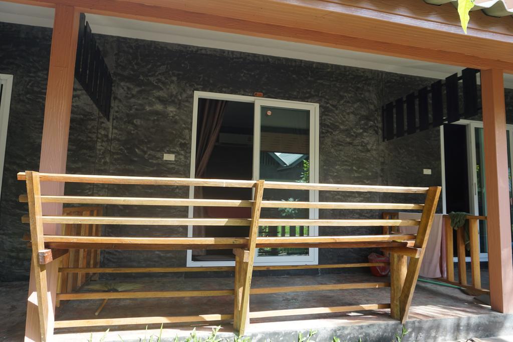 Family Hut Pai Hotel Bagian luar foto