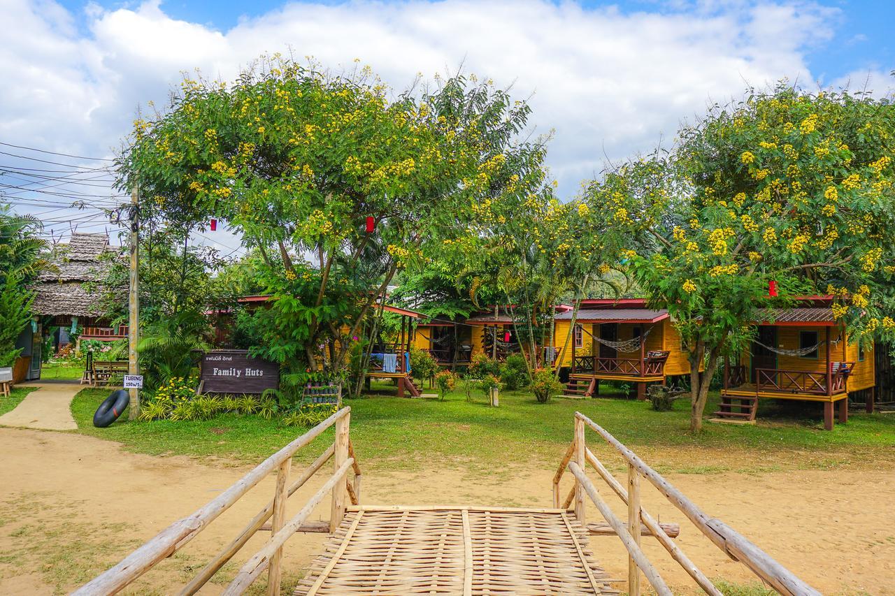 Family Hut Pai Hotel Bagian luar foto