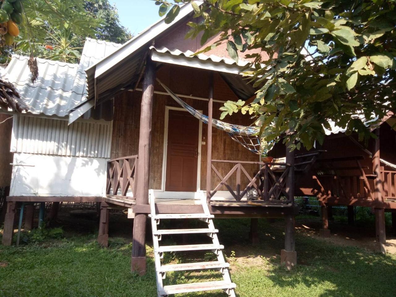 Family Hut Pai Hotel Bagian luar foto