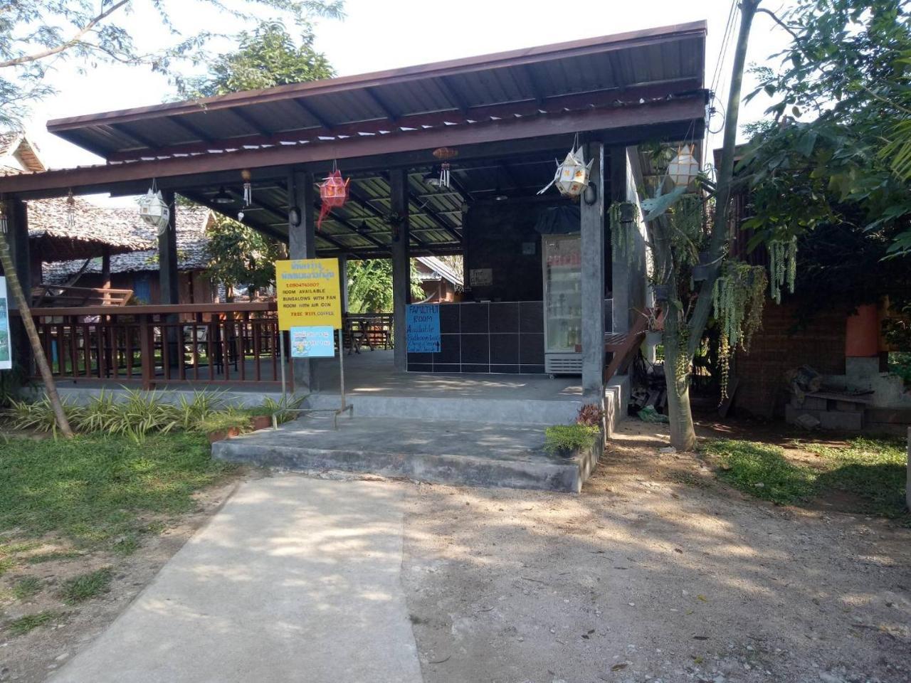 Family Hut Pai Hotel Bagian luar foto